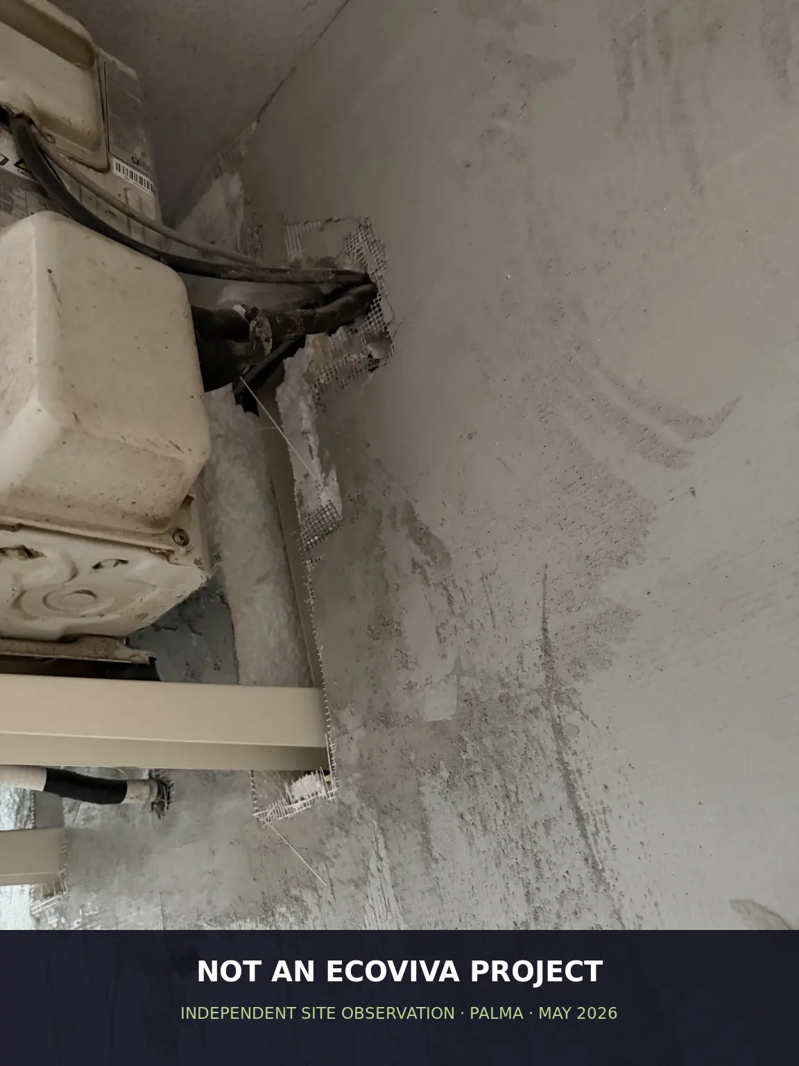 Independent third-party ETICS project in Palma showing services crossing the façade insulation